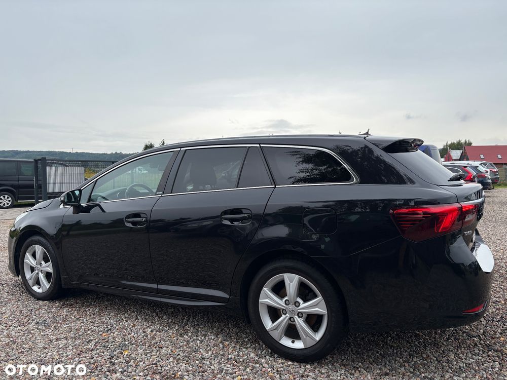 Toyota Avensis Touring Sports 2.0 D-4D Edition S+ - 35