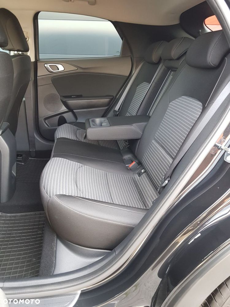 Kia XCeed 1.5 T-GDI M - 22