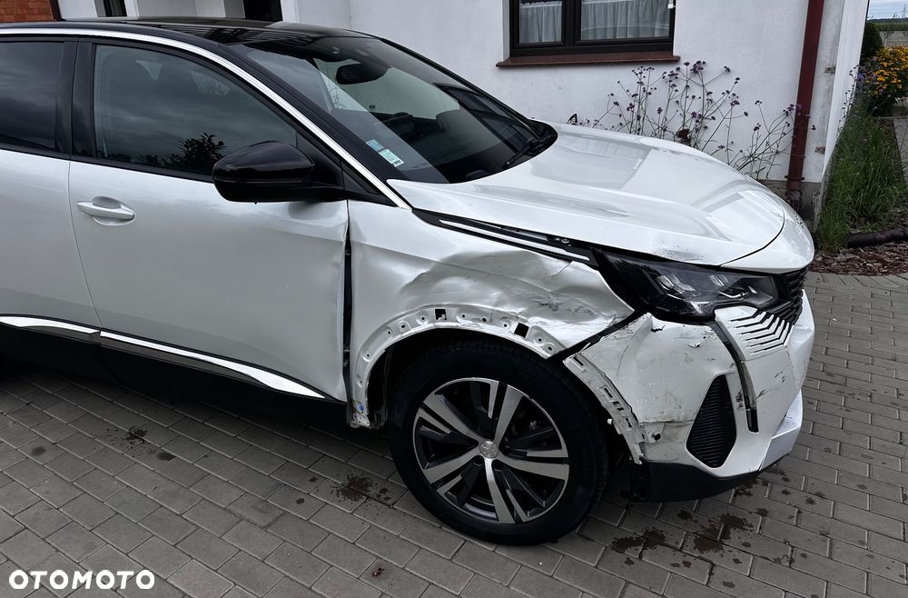 Peugeot 3008 PureTech 130 Stop & Start GPF EAT8 Allure - 19