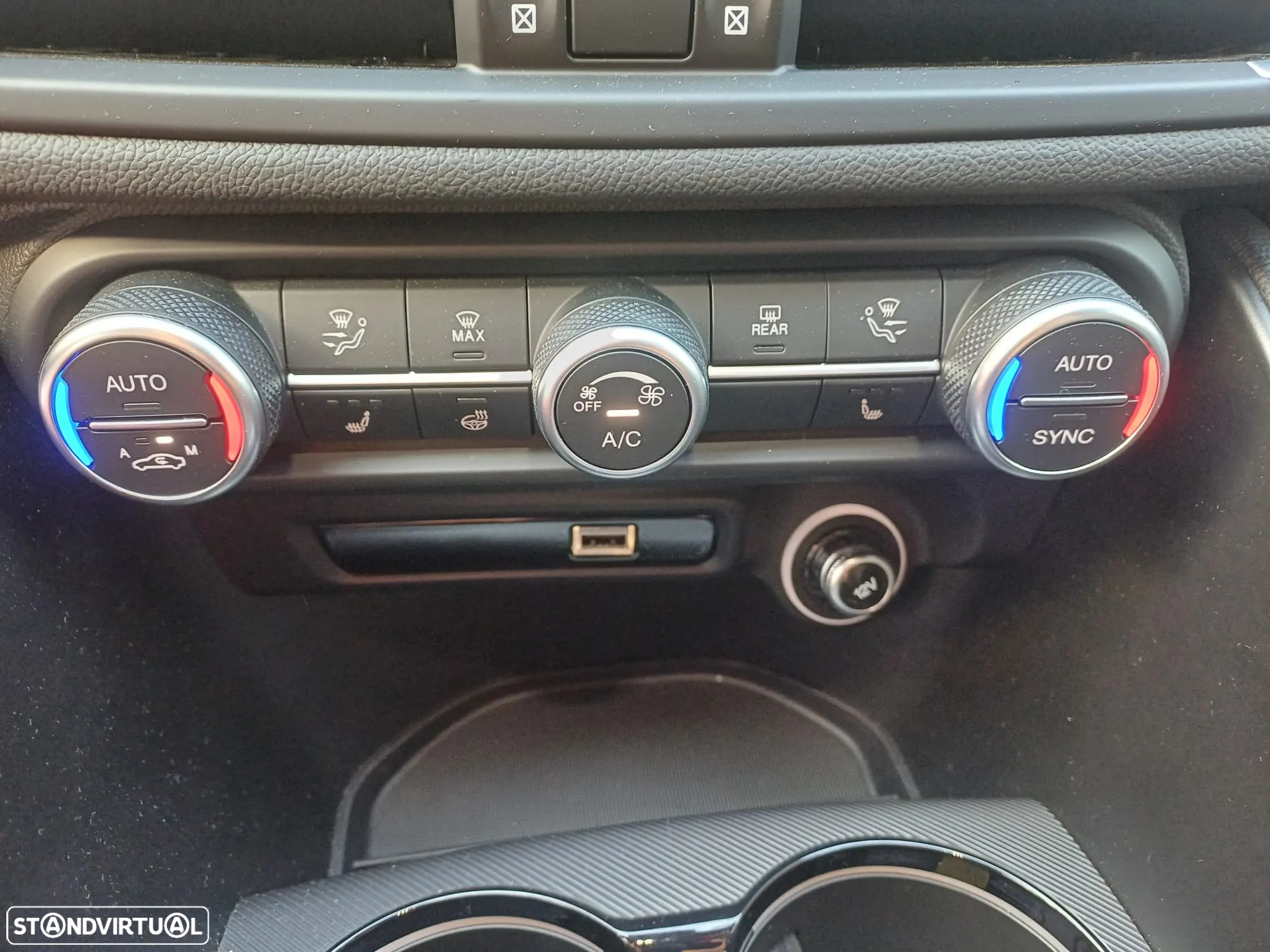 Alfa Romeo Giulia 2.2 D Sprint AT8 - 13