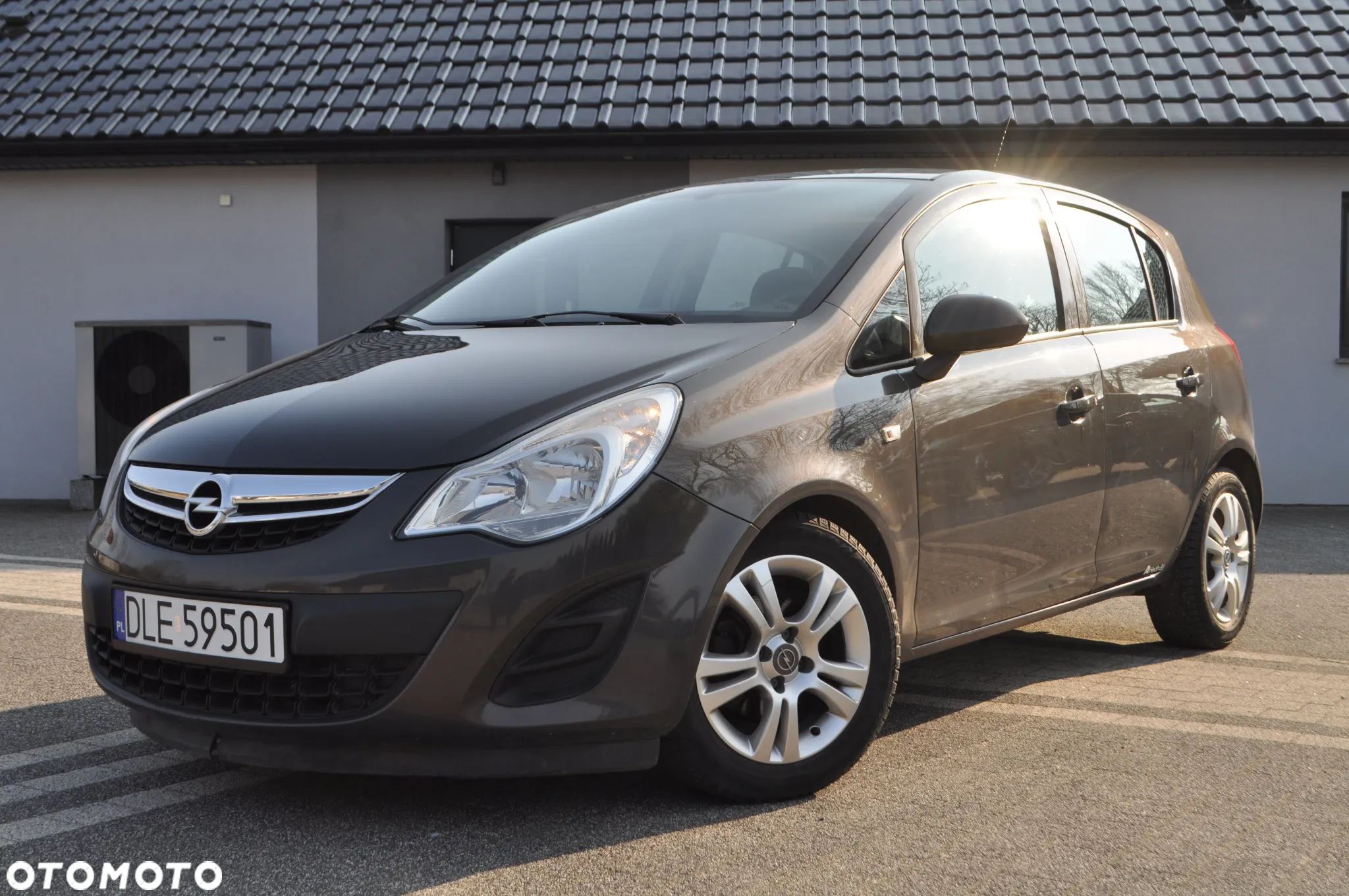 Opel Corsa 1.2 16V Edition / Active - 7