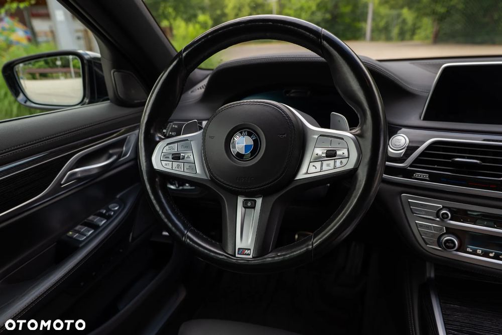 BMW Seria 7 740d xDrive mHEV sport - 17