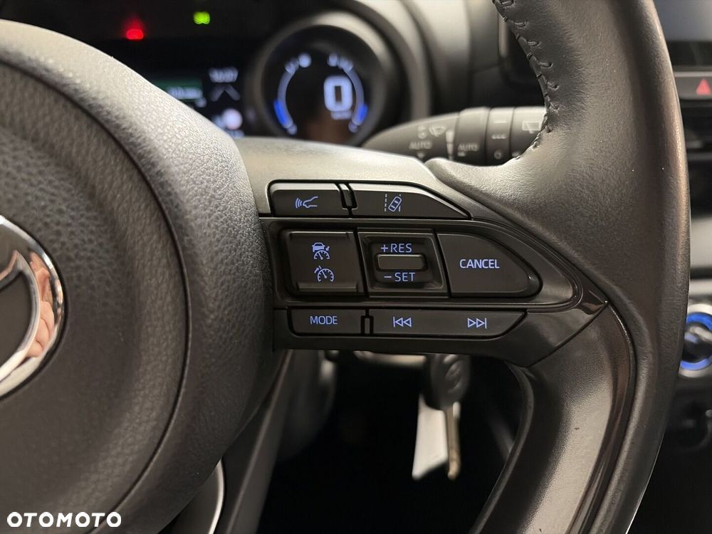 Toyota Yaris - 15