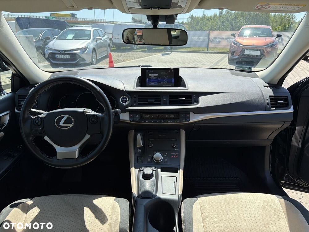 Lexus CT 200h Elegance EU6 - 11
