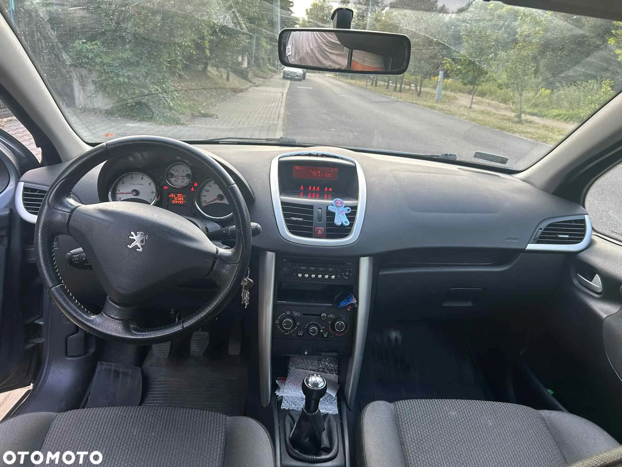 Peugeot 207 1.4 Trendy - 8
