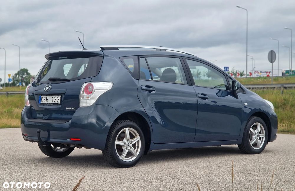 Toyota Verso 1.8 7-Sitzer Comfort - 14