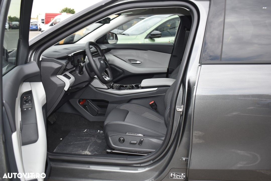 Ford Explorer - 18