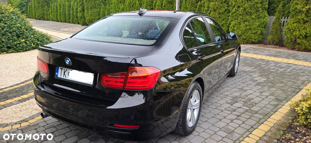 BMW Seria 3 316i Modern Line - 23