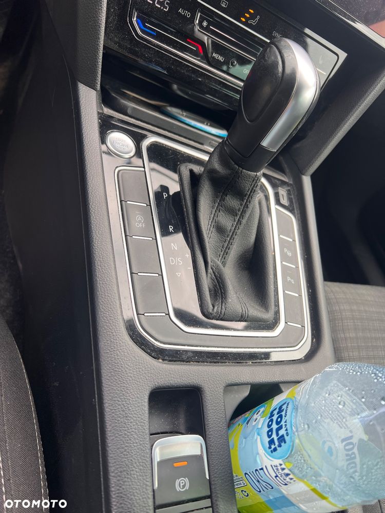 Volkswagen Passat 2.0 TDI EVO Business DSG - 6