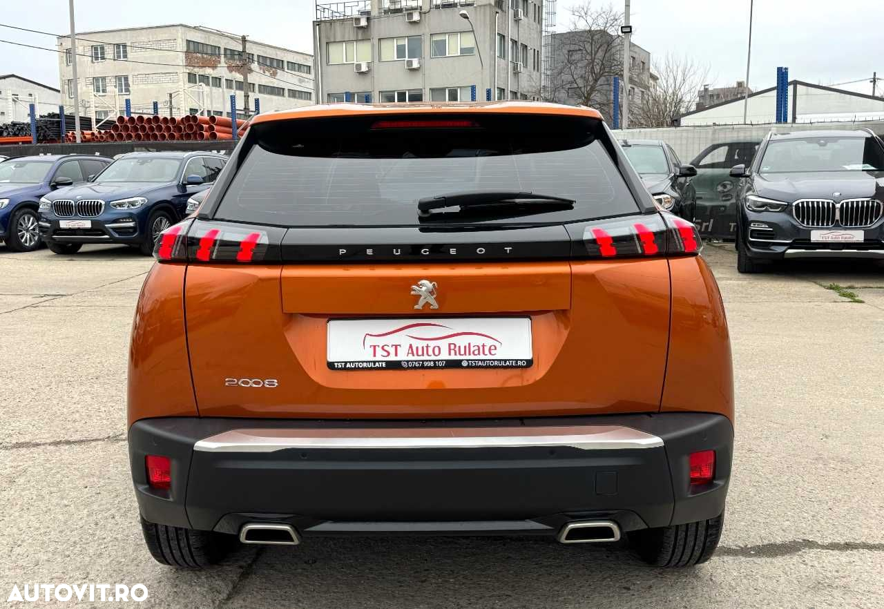 Peugeot 2008 PureTech 130 EAT8 Allure - 7