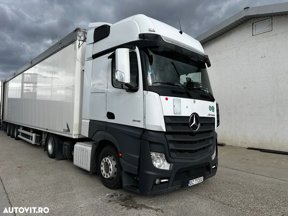 Mercedes-Benz ACTROS - 3