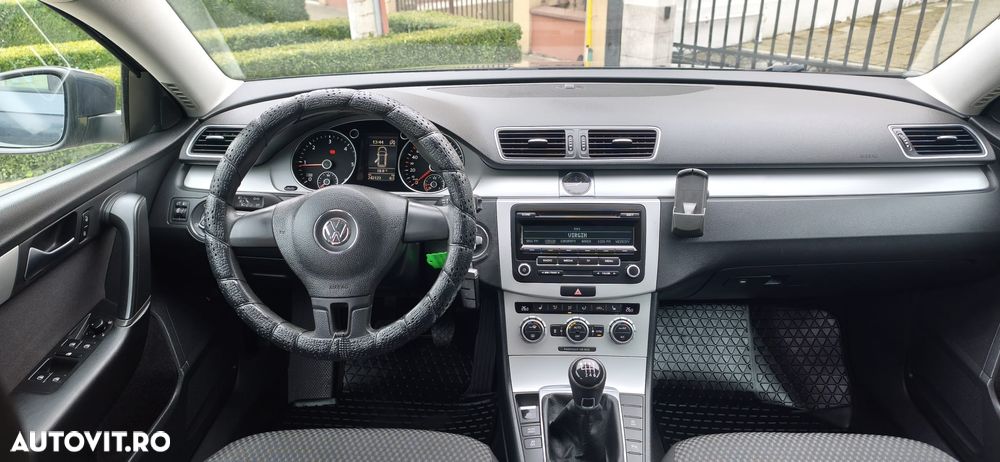 Volkswagen Passat - 6