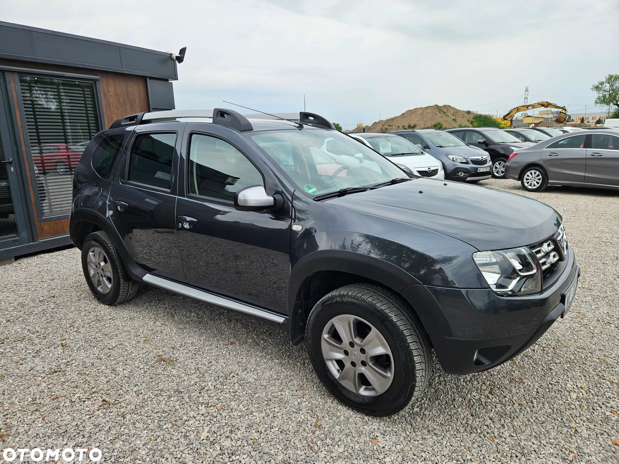 Dacia Duster 1.6 SCe Essential - 13