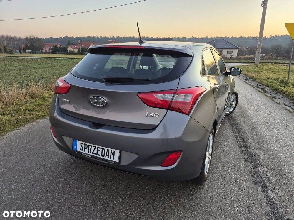 Hyundai i30 1.4 Premium - 9