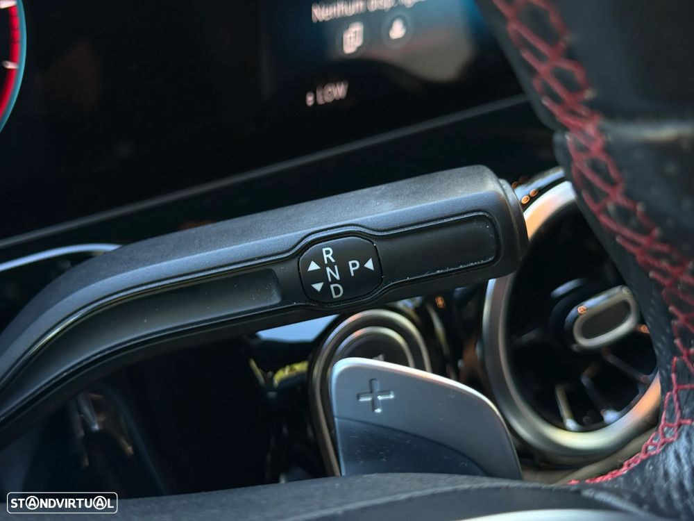 Mercedes-Benz B 180 d 7G-DCT AMG Line - 24