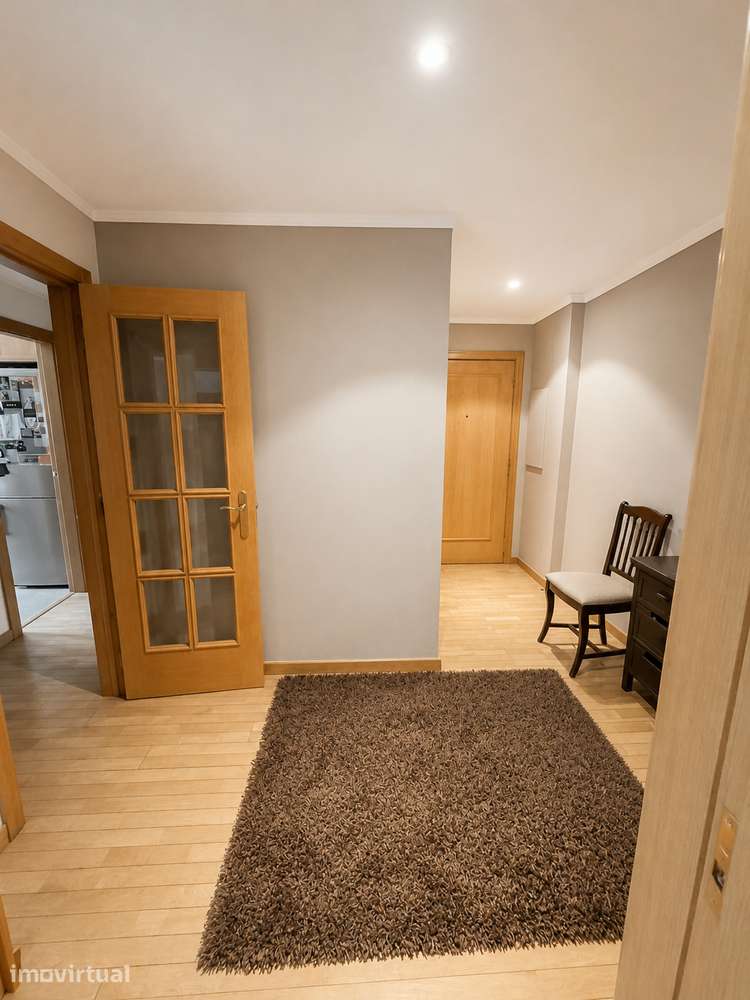 Apartamento T3 Lordelo do Ouro - Grande imagem: 3/18