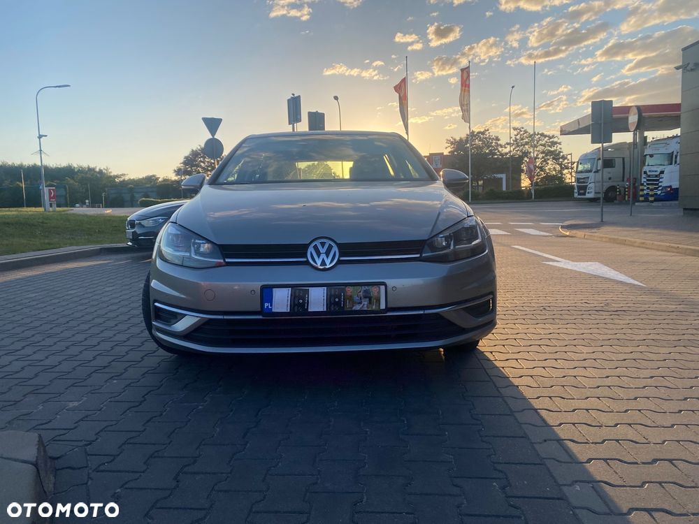 Volkswagen Golf - 3
