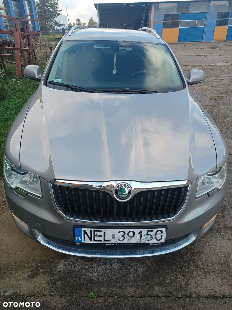 Skoda Superb 2.0 TDI Ambition - 2