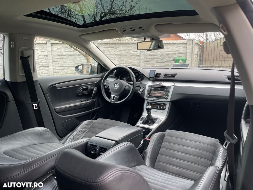 Volkswagen Passat CC - 19