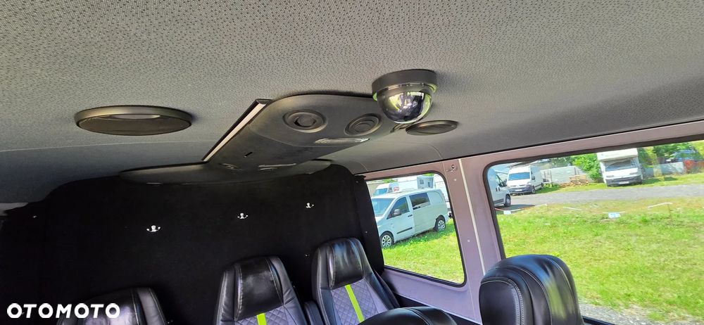 Mercedes-Benz Sprinter 907.221 - 17