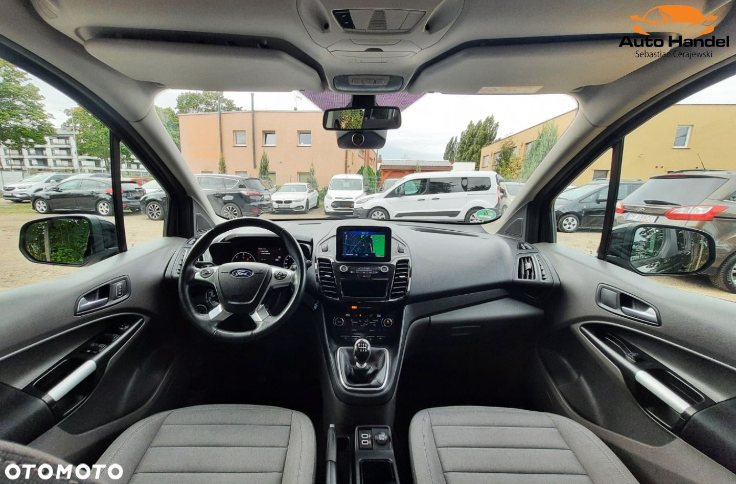 Ford Tourneo Connect Grand - 5