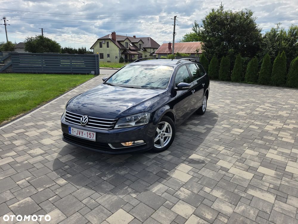 Volkswagen Passat 2.0 Blue TDI SCR Comfortline - 9