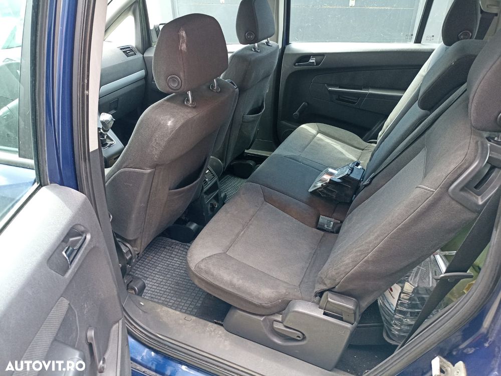 Opel Zafira 1.9 CDTI - 6