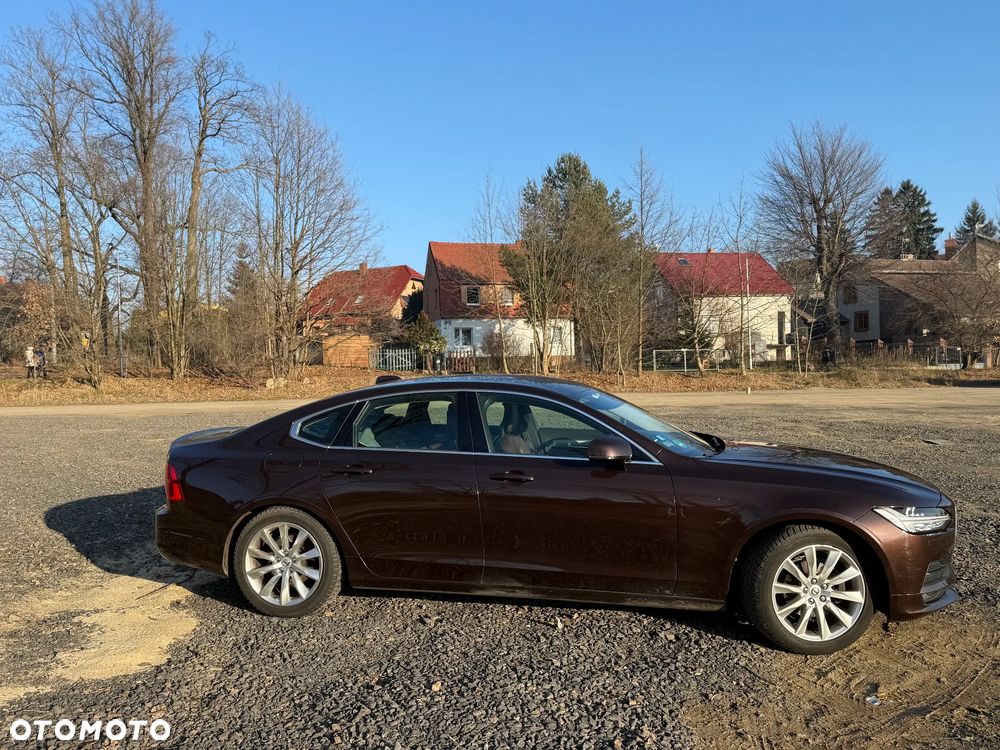 Volvo S90 D4 Momentum - 17