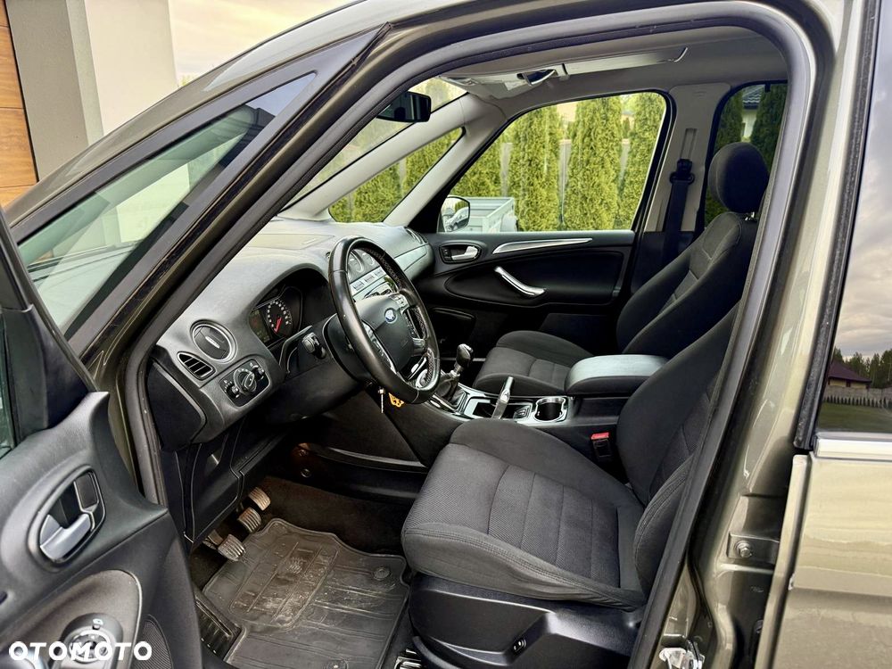 Ford Galaxy 2.0 TDCi Titanium - 17