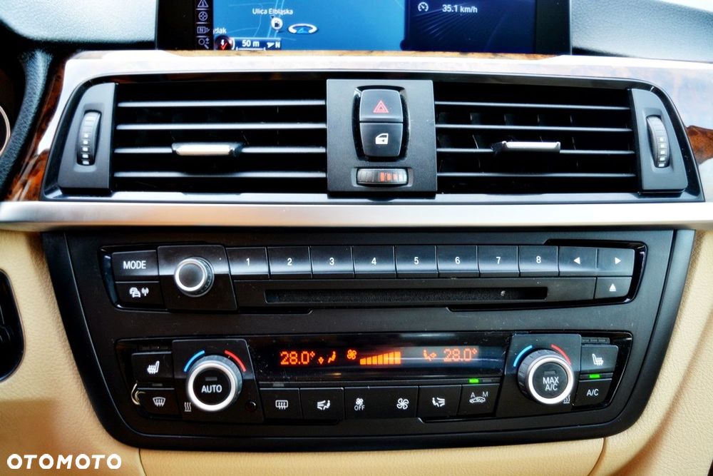 BMW 3GT 318d Modern Line - 23