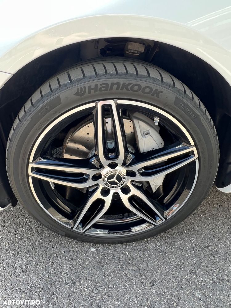 Mercedes-Benz E - 8