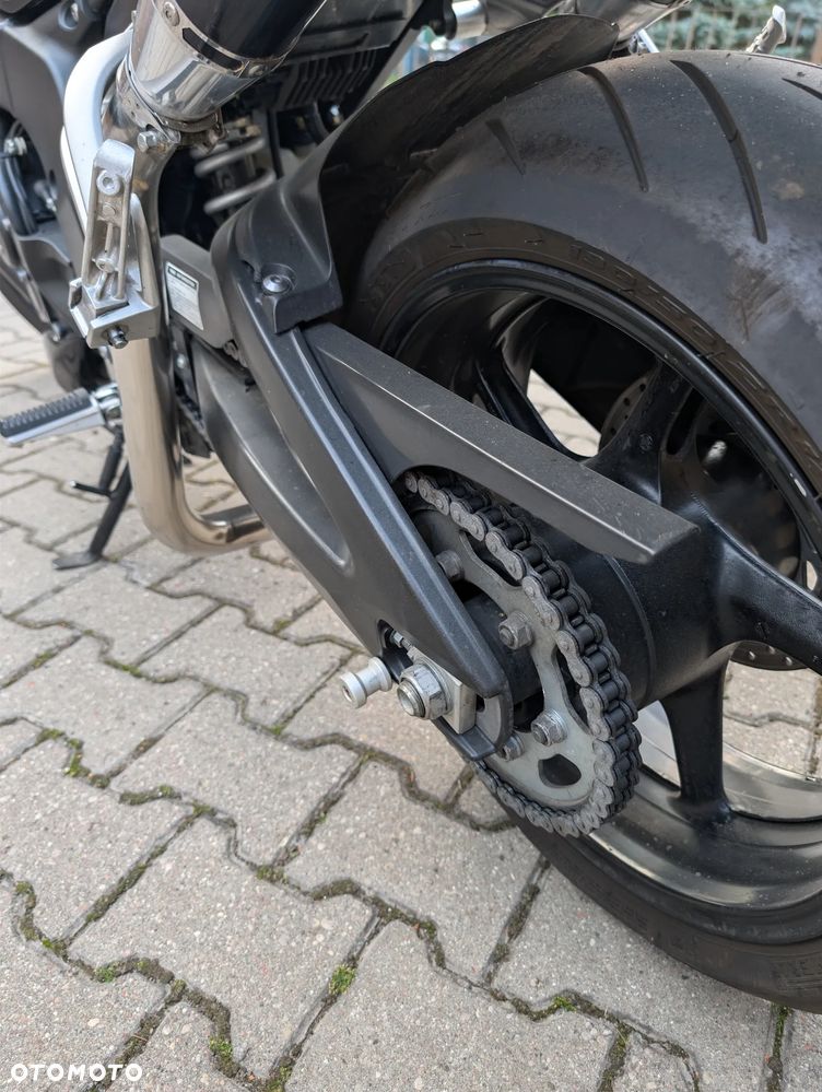 Yamaha FZ - 11