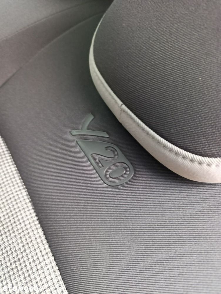 Toyota Yaris - 8