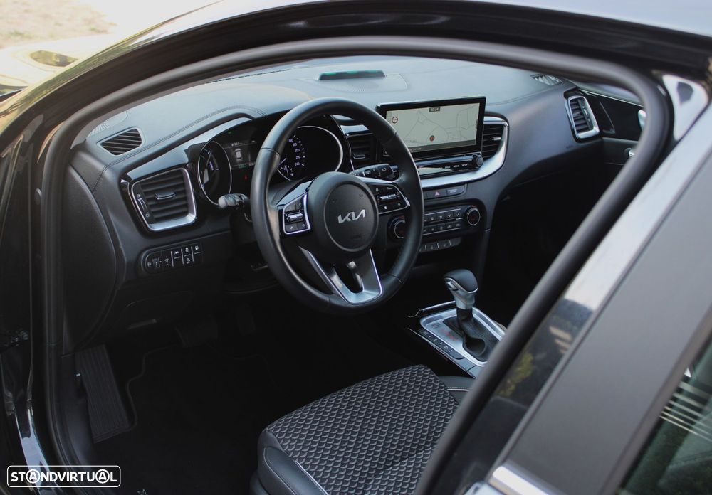 Kia XCeed 1.6 GDi PHEV Drive - 19