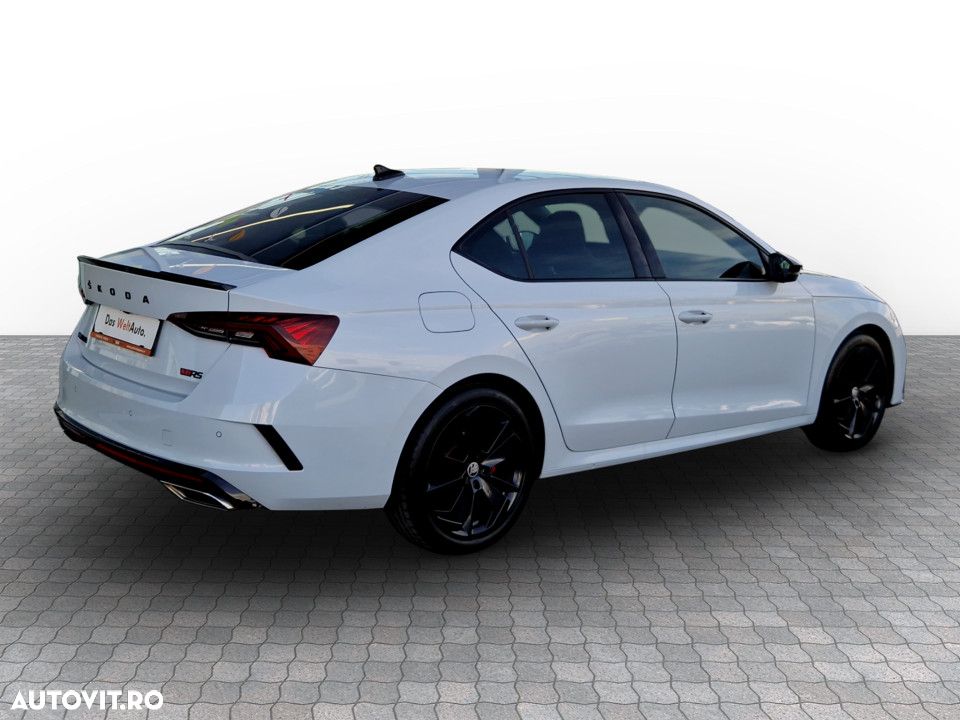 Skoda Octavia 2.0 TDI DSG RS - 8