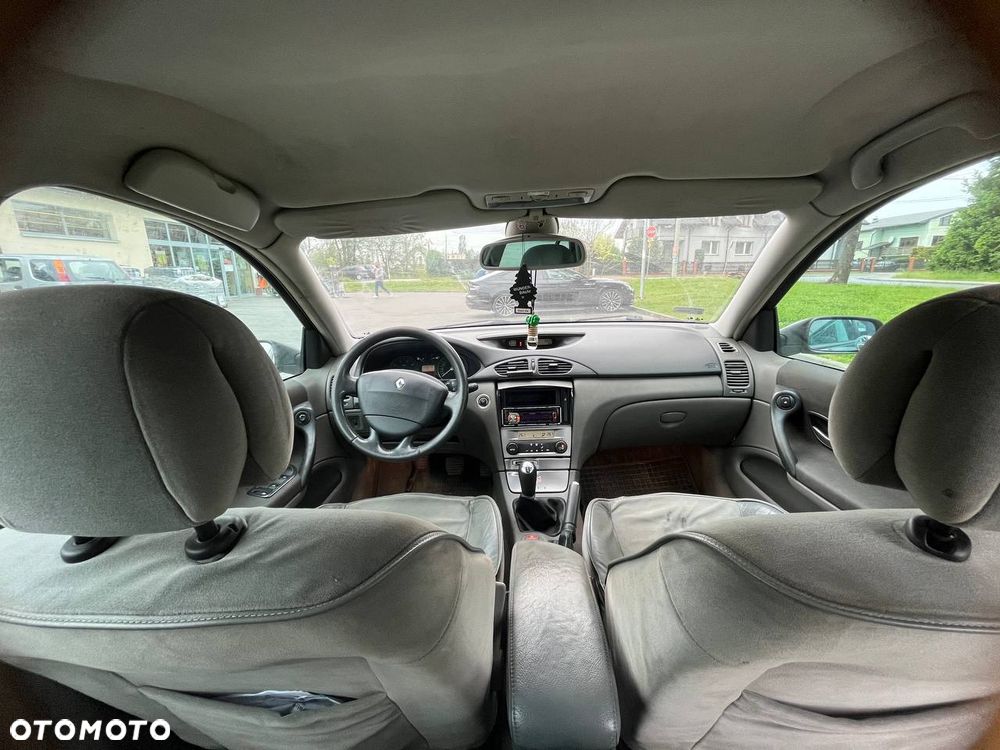 Renault Laguna 1.6 Concorde - 3