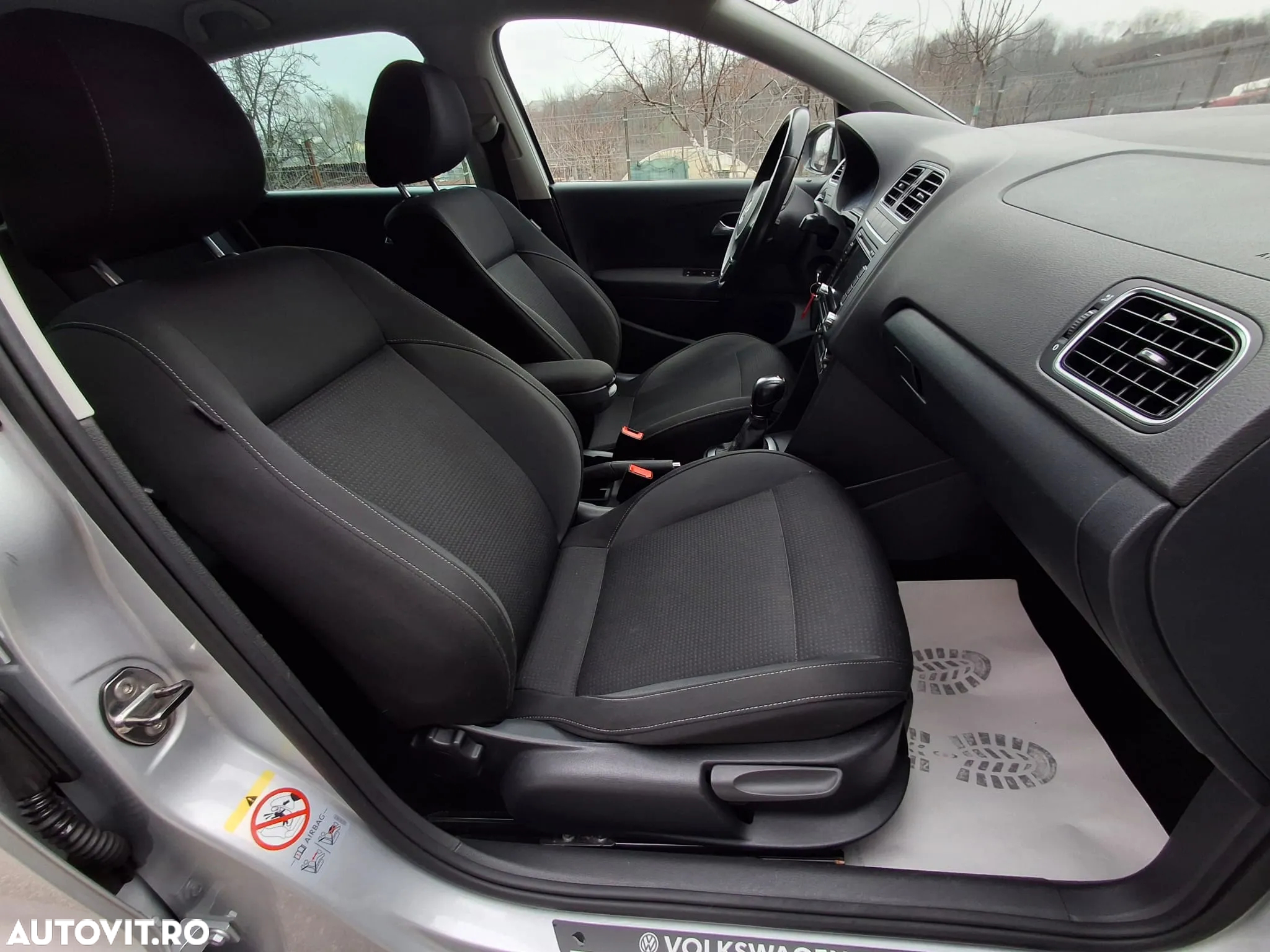 Volkswagen Polo 1.6 TDI DPF DSG Comfortline - 12