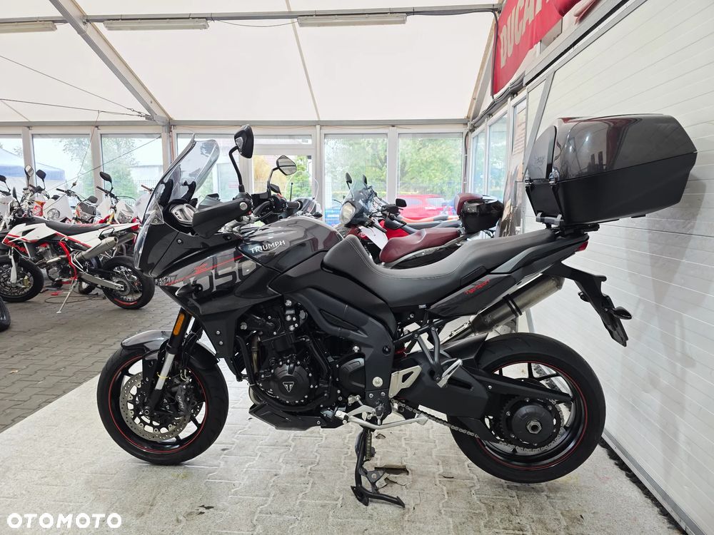 Triumph Tiger - 8