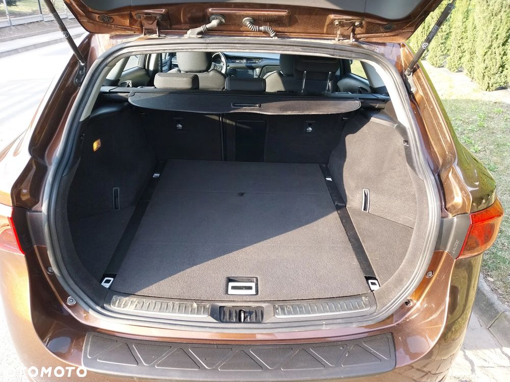 Toyota Avensis Touring Sports 1.6 D-4D Comfort - 17