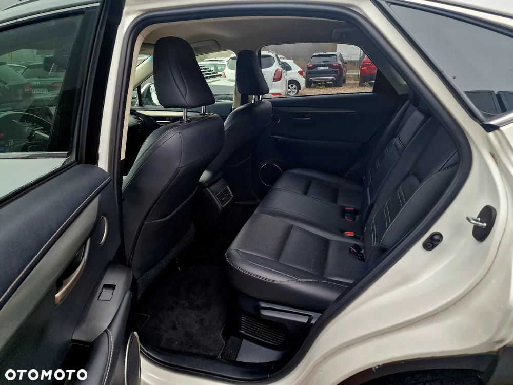 Lexus NX 200t Elegance AWD - 17