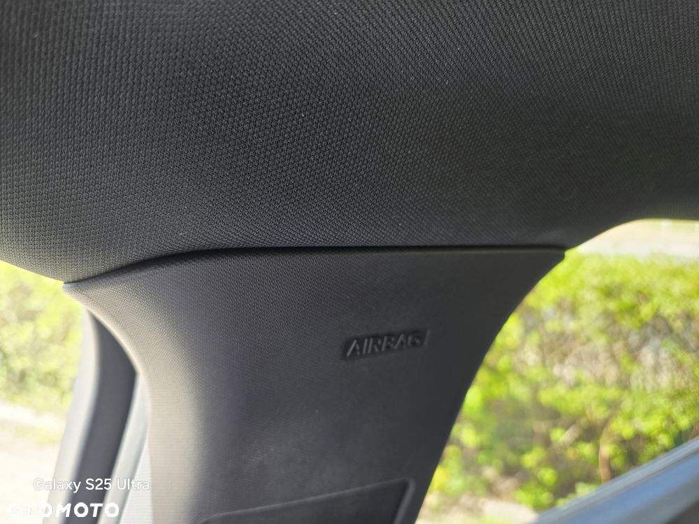 Ford Kuga 1.5 EcoBoost ST-LINE - 23