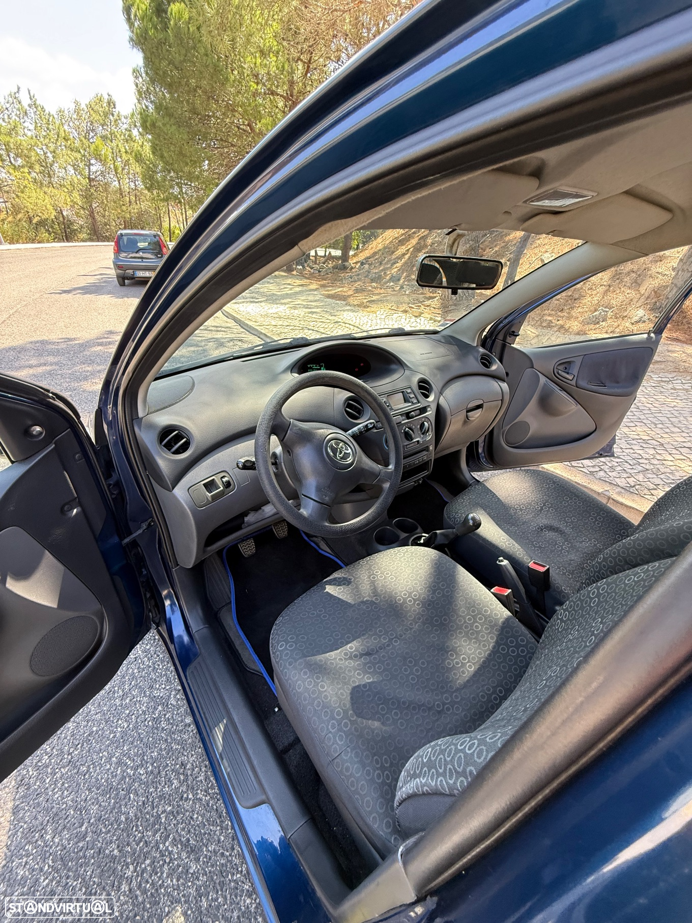 Toyota Yaris 1.0 Sol AC - 12