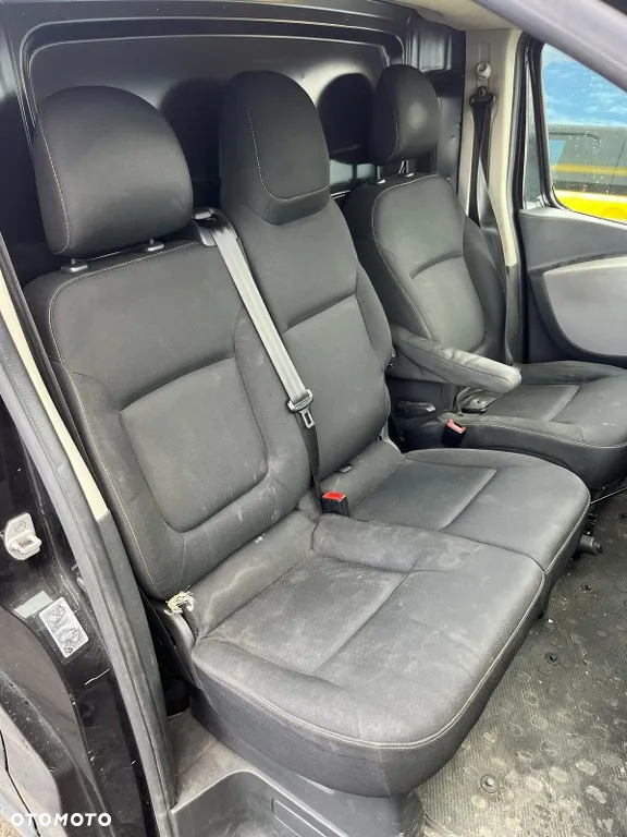Fotel Pasażera Siedzenie Prawe 2-Osobowe Renault Trafic III Talento NV300 Vivaro B 2018r Europa
