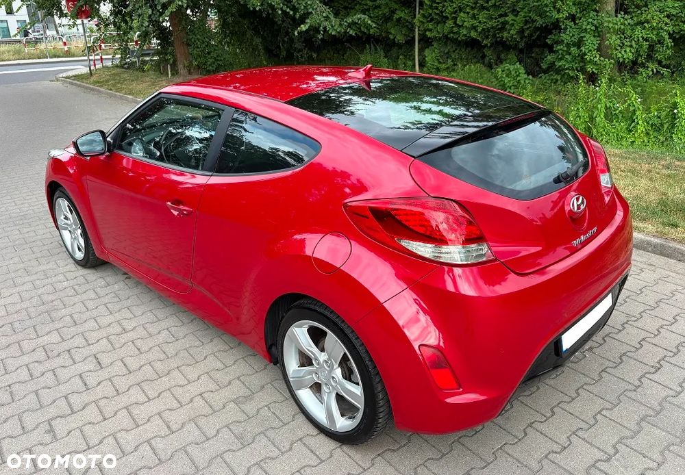 Hyundai Veloster - 6