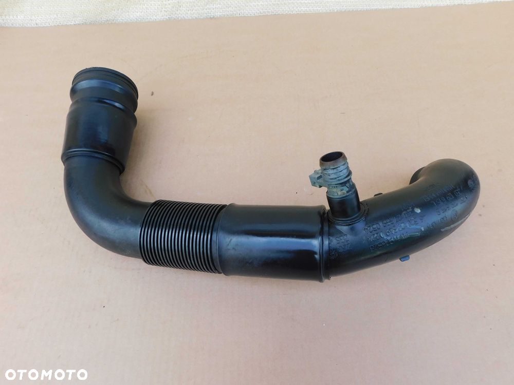 Rura przewód powietrza VW Crafter 2.5 TDI 2E0129615B 2E0129615C dolot turbiny