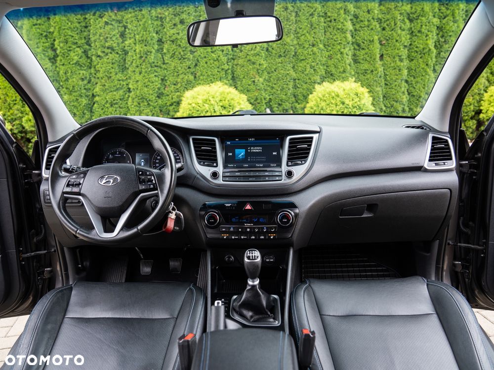 Hyundai Tucson 1.7 CRDI BlueDrive Style 2WD - 30