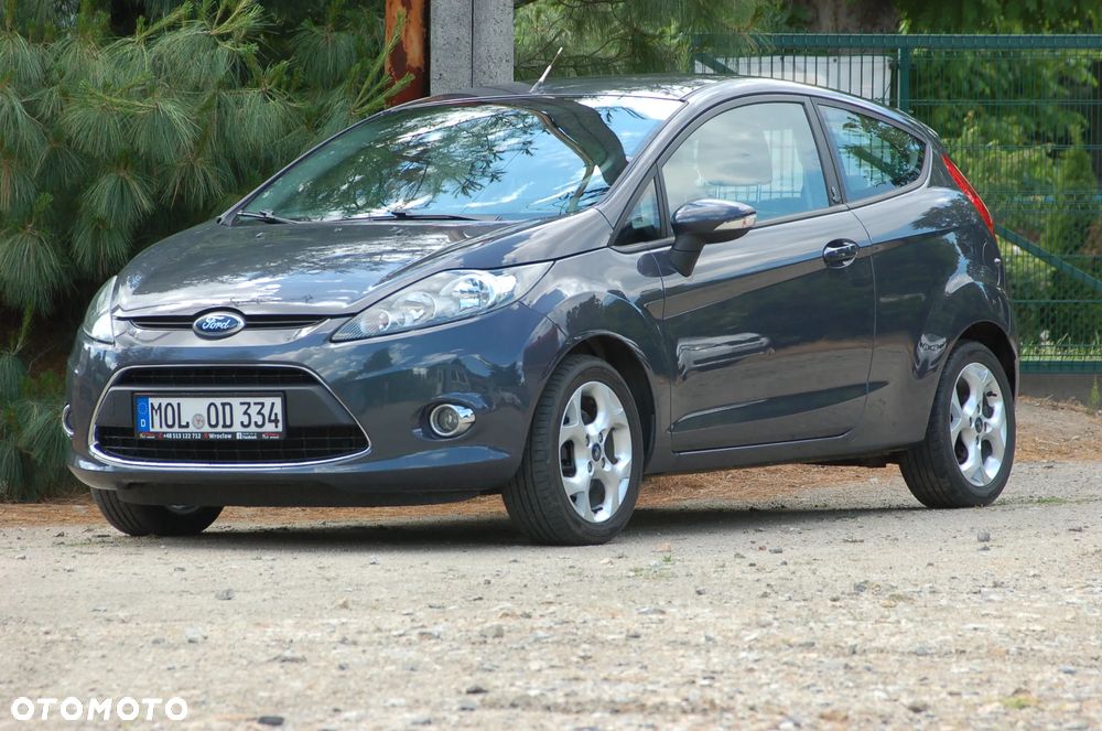 Ford Fiesta 1.25 Champions Edition - 17