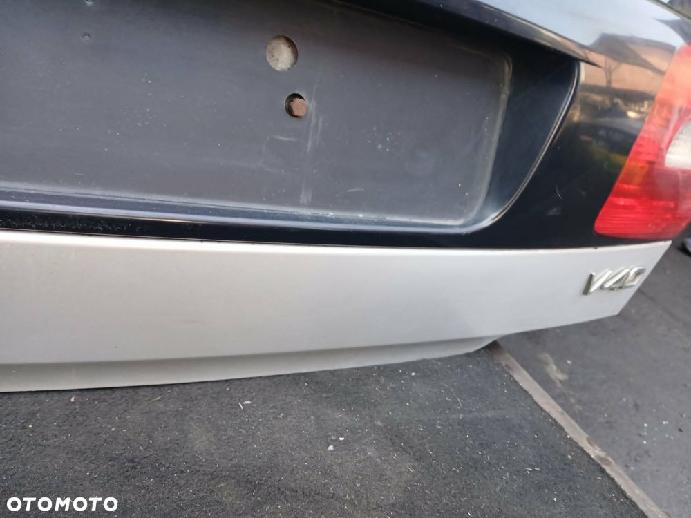 Volvo V40 klapa bagażnika - 3