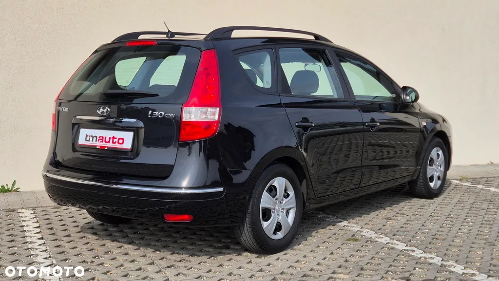 Hyundai i30 1.4 Comfort EU5 - 4