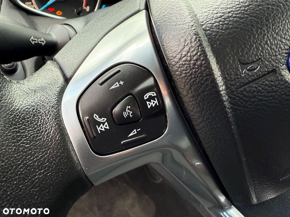 Ford Fiesta 1.0 EcoBoost Titanium - 20